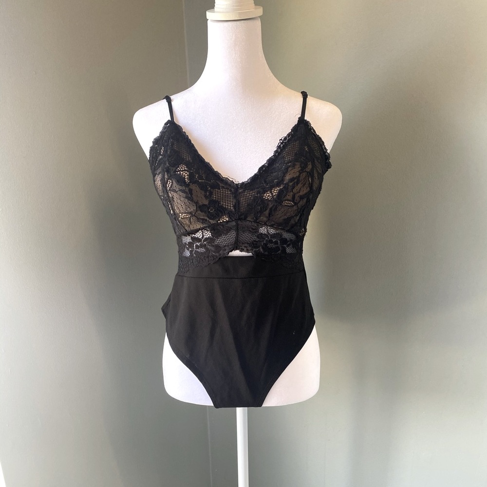 Black Lace Body Suit ✨